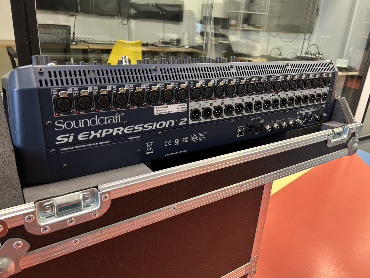 Mesa de Mezclas Digital Soundcraft Si Expression 2 - Imagen 3
