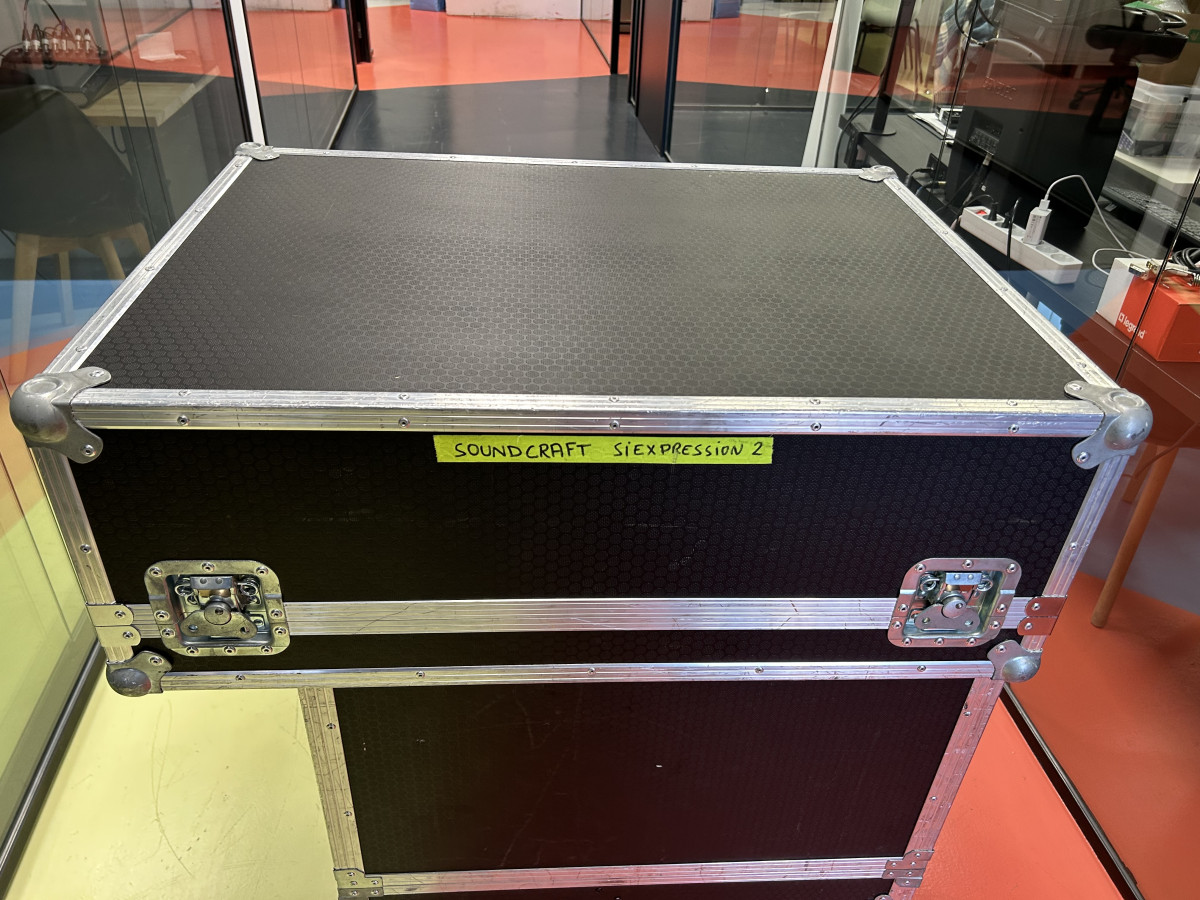 Mesa de Mezclas Digital Soundcraft Si Expression 2 - Imagen 4