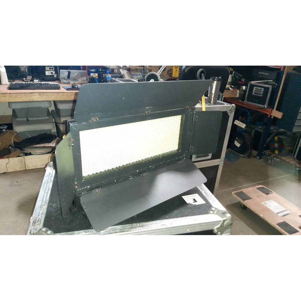 Luces LED estroboscópicas de 1000W - Imagen 4